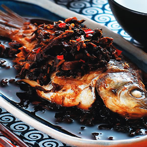 梅菜蒸魚