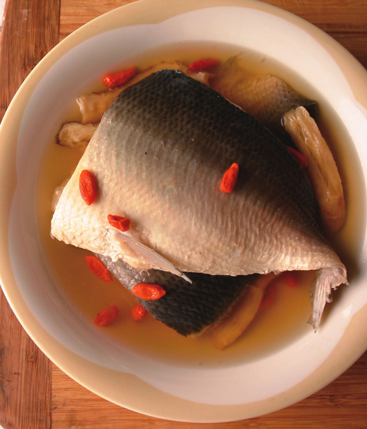 食譜:藥膳虱目魚湯