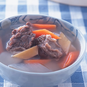 紅白蘿蔔煲牛腩