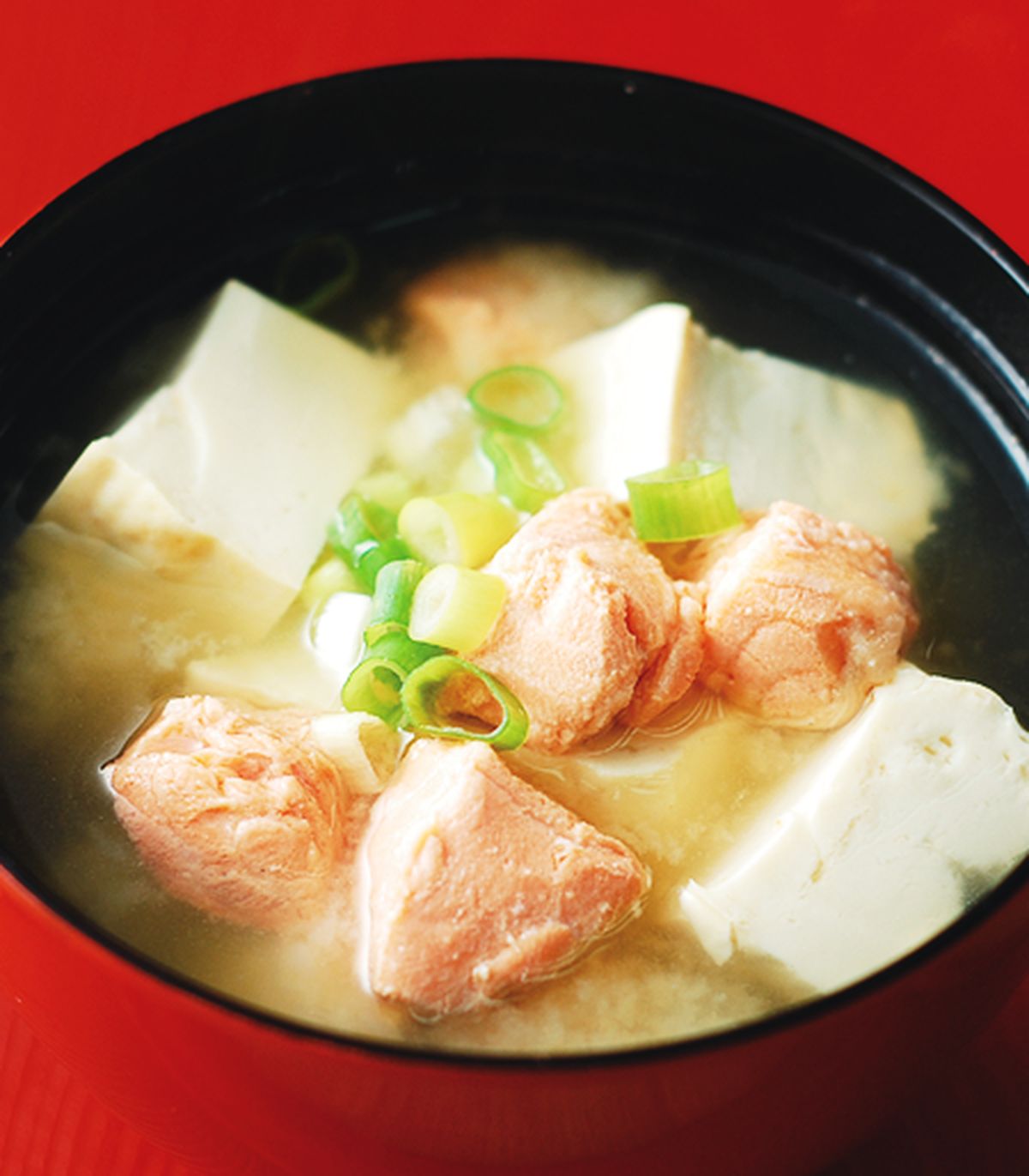 食譜:味噌豆腐鮭魚湯