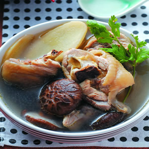 ��ۣ���L��