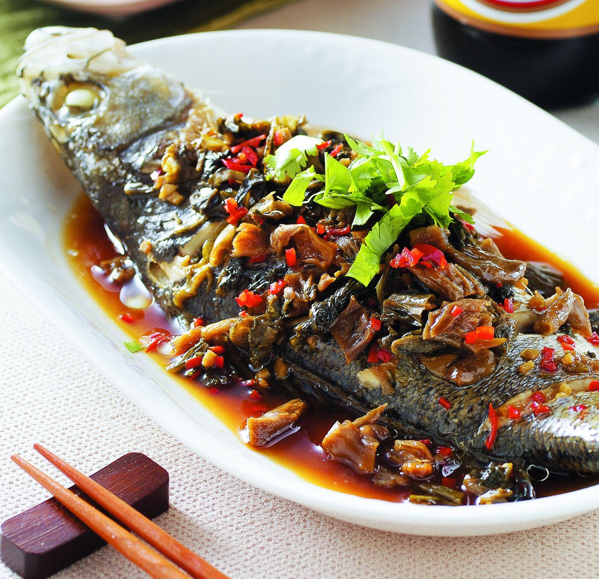 食譜:福菜蒸鱸魚