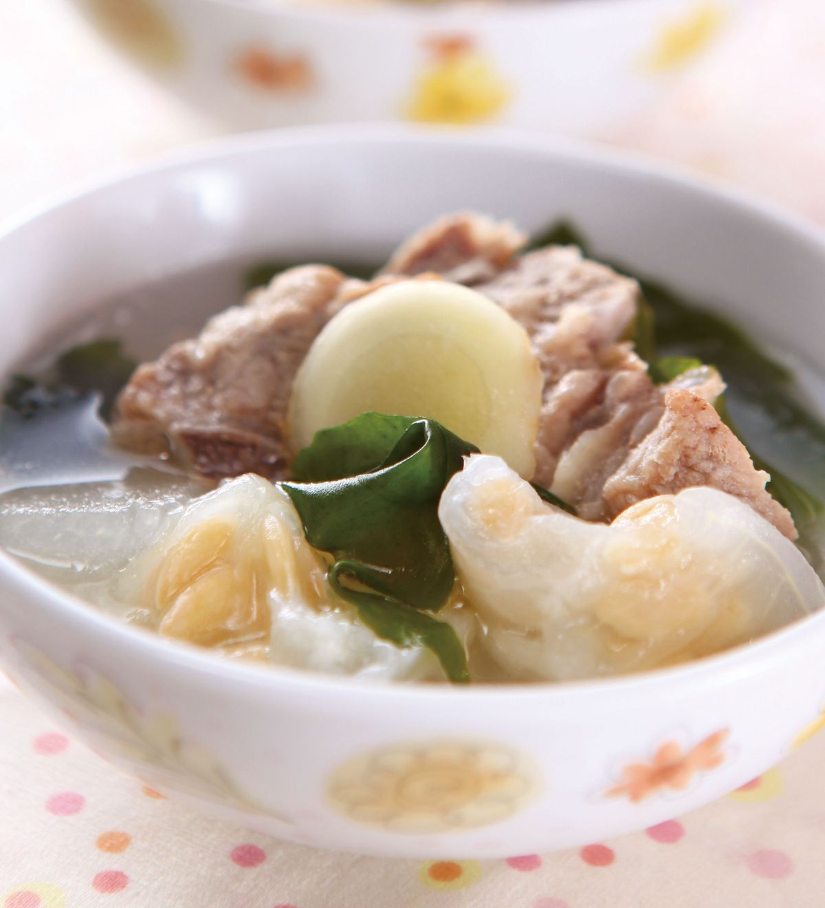 食譜:冬瓜籽排骨海帶芽湯