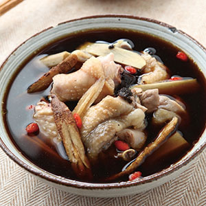 牛蒡當歸雞湯