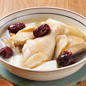 粉光蔘燉雞湯
