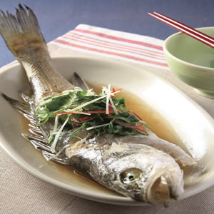 蔥油蒸鱸魚