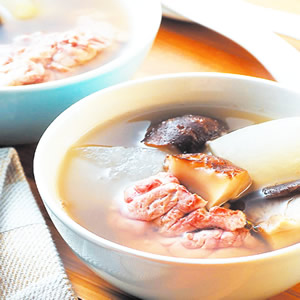 香菇龍骨湯