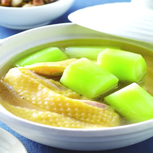 綠花椰菜心雞湯